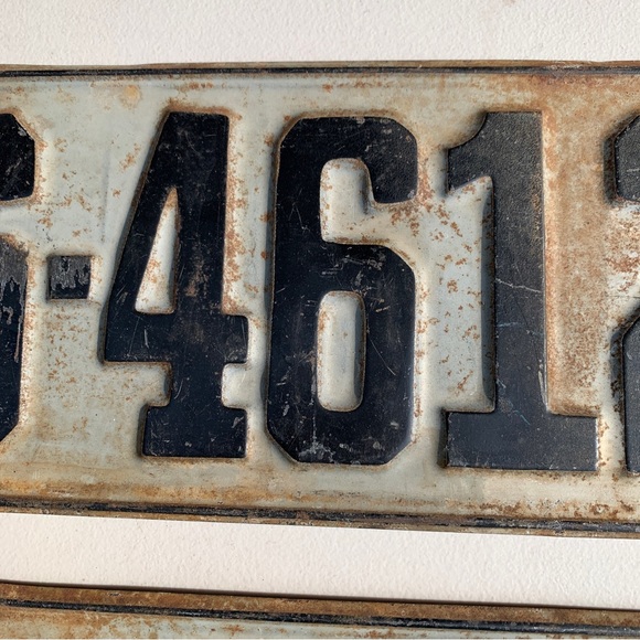 Antique Automobile License Plates - Man Cave -Decor - Old Timers - Picture 6 of 10
